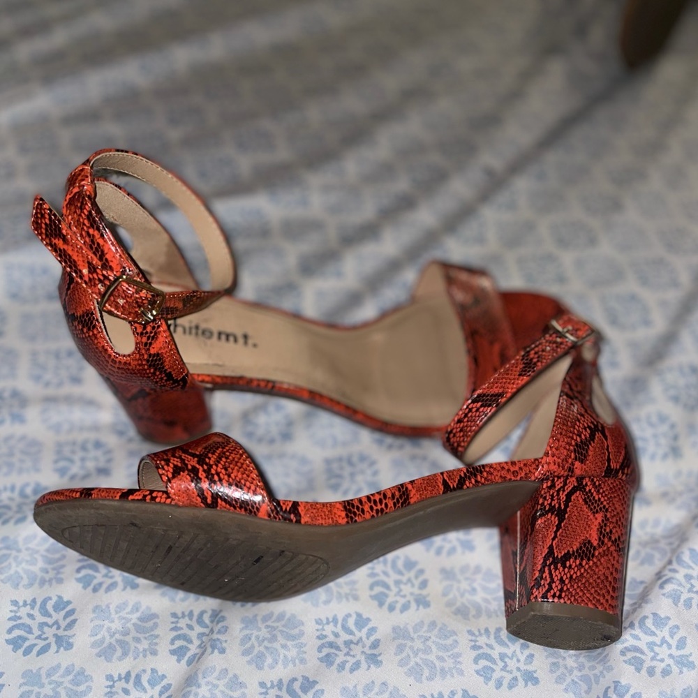 Heel - Picture 2 of 4